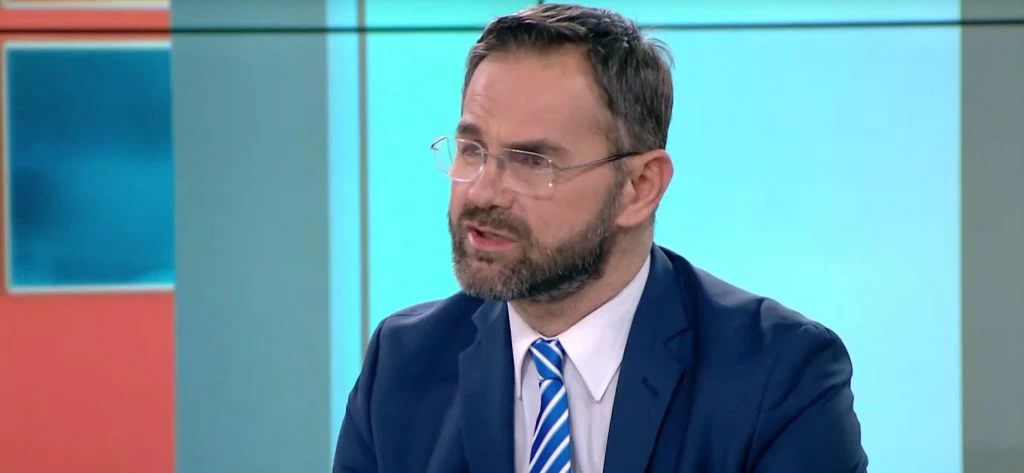 Ο Μπαλάσκας κάνει λόγο για «λουφαδόρους» αστυνομικούς και δίνει υπόσχεση για «καθάρισμα» των Εξαρχείων
